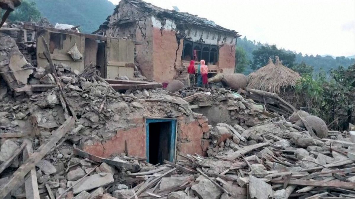 Při silném zemětřesení na západě Nepálu zemřelo šest lidí